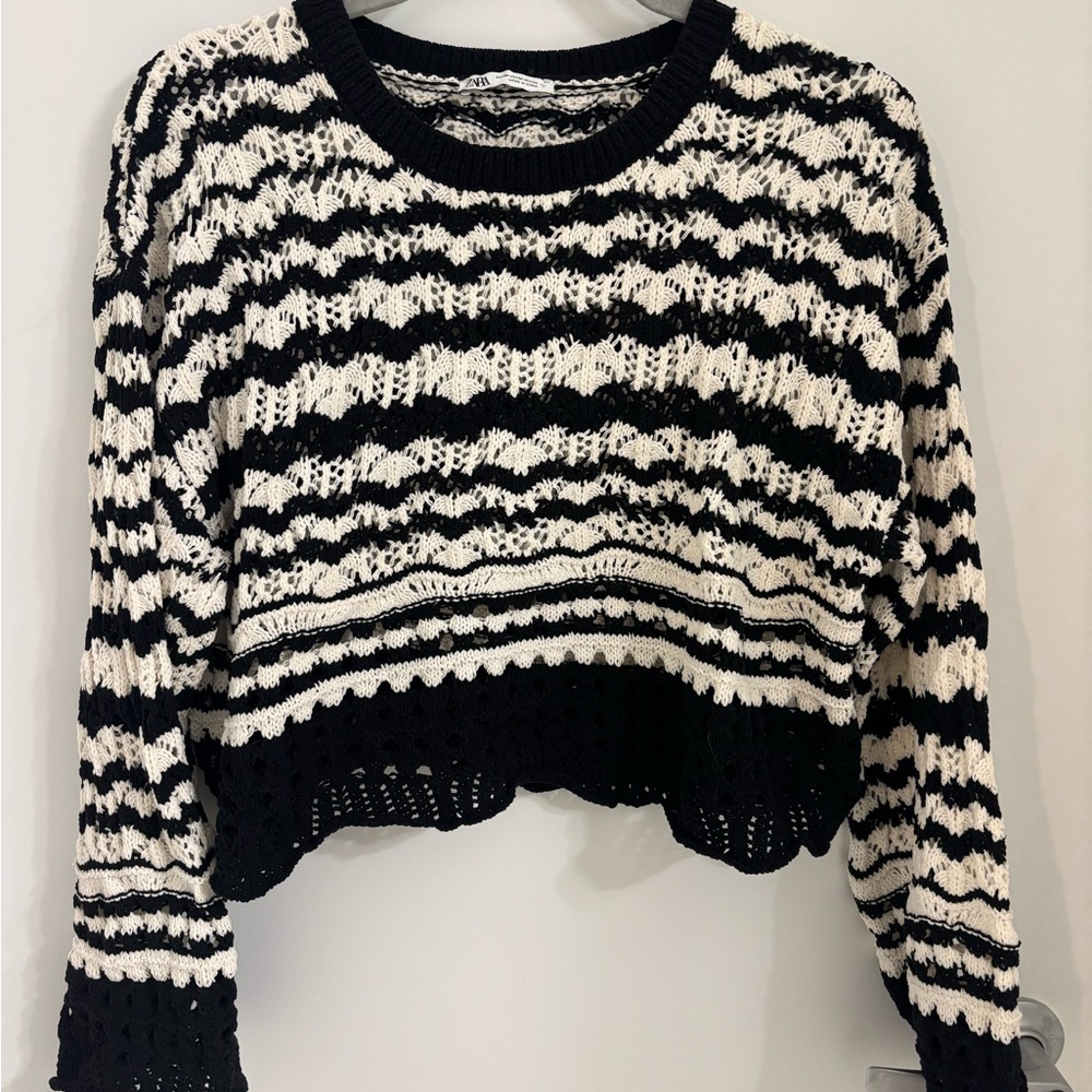 Zara Black and White Patterned Women's Sweater